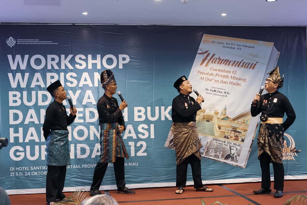 Whatsapp image 20260606 at 19 05 33 catrawarta Hingga kini masyarakat melayu yang tersebar di berbagai wilayah nusantara malaysia dan sekitarnya masih menggunakan pantun dalam tradisi lisan sehari hari